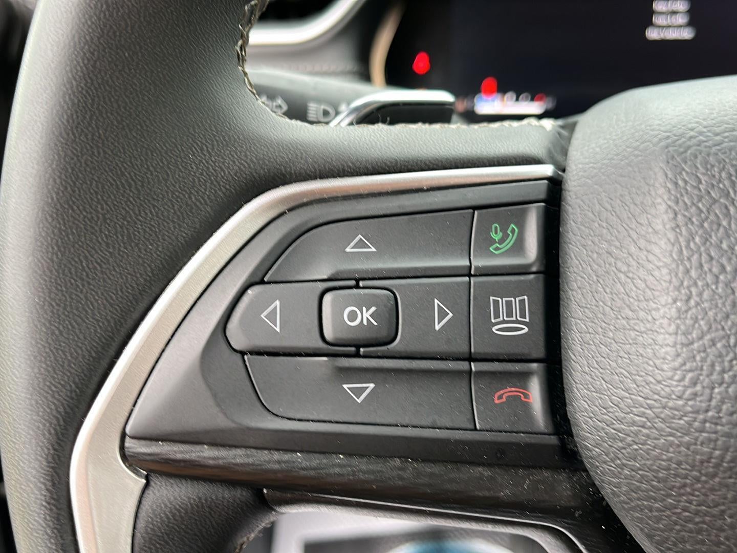 2023 Jeep Grand Cherokee L Laredo