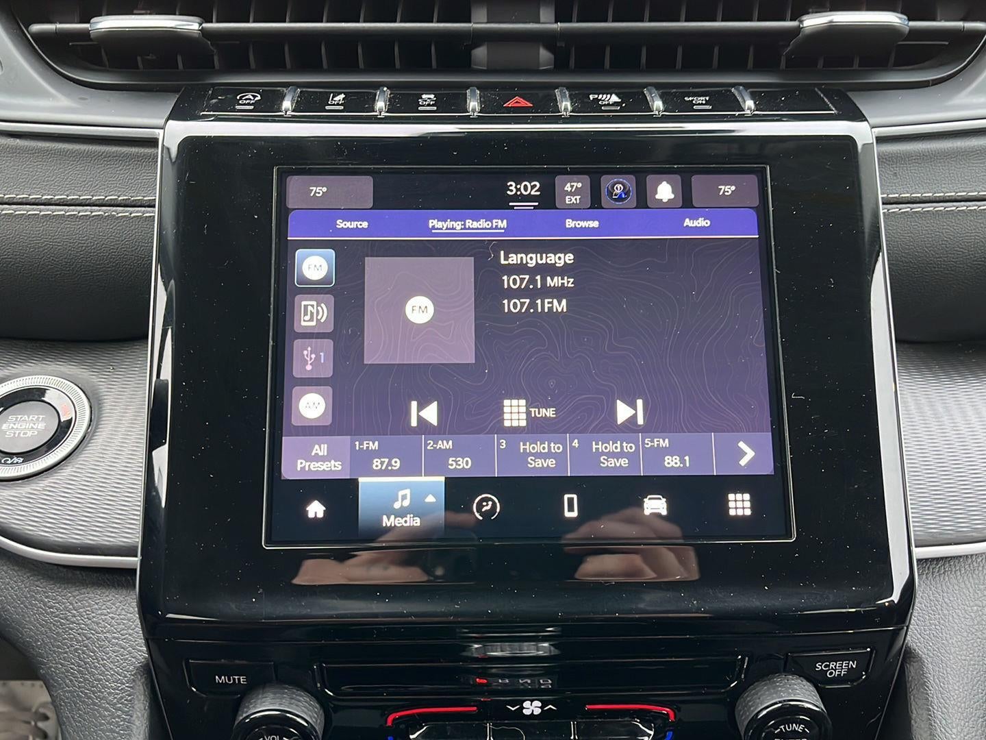 2023 Jeep Grand Cherokee L Laredo