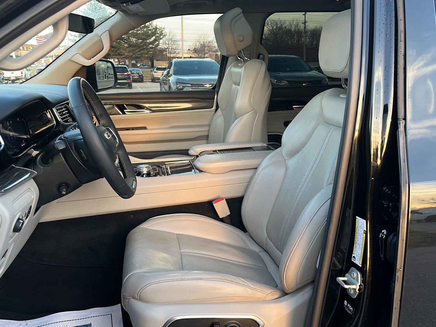 2022 Jeep Wagoneer Series II