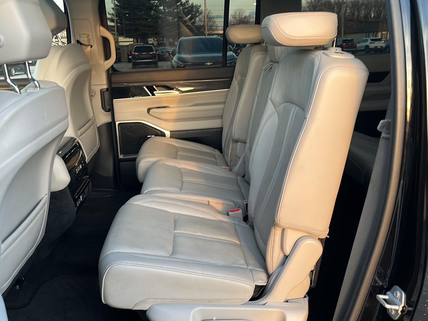 2022 Jeep Wagoneer Series II