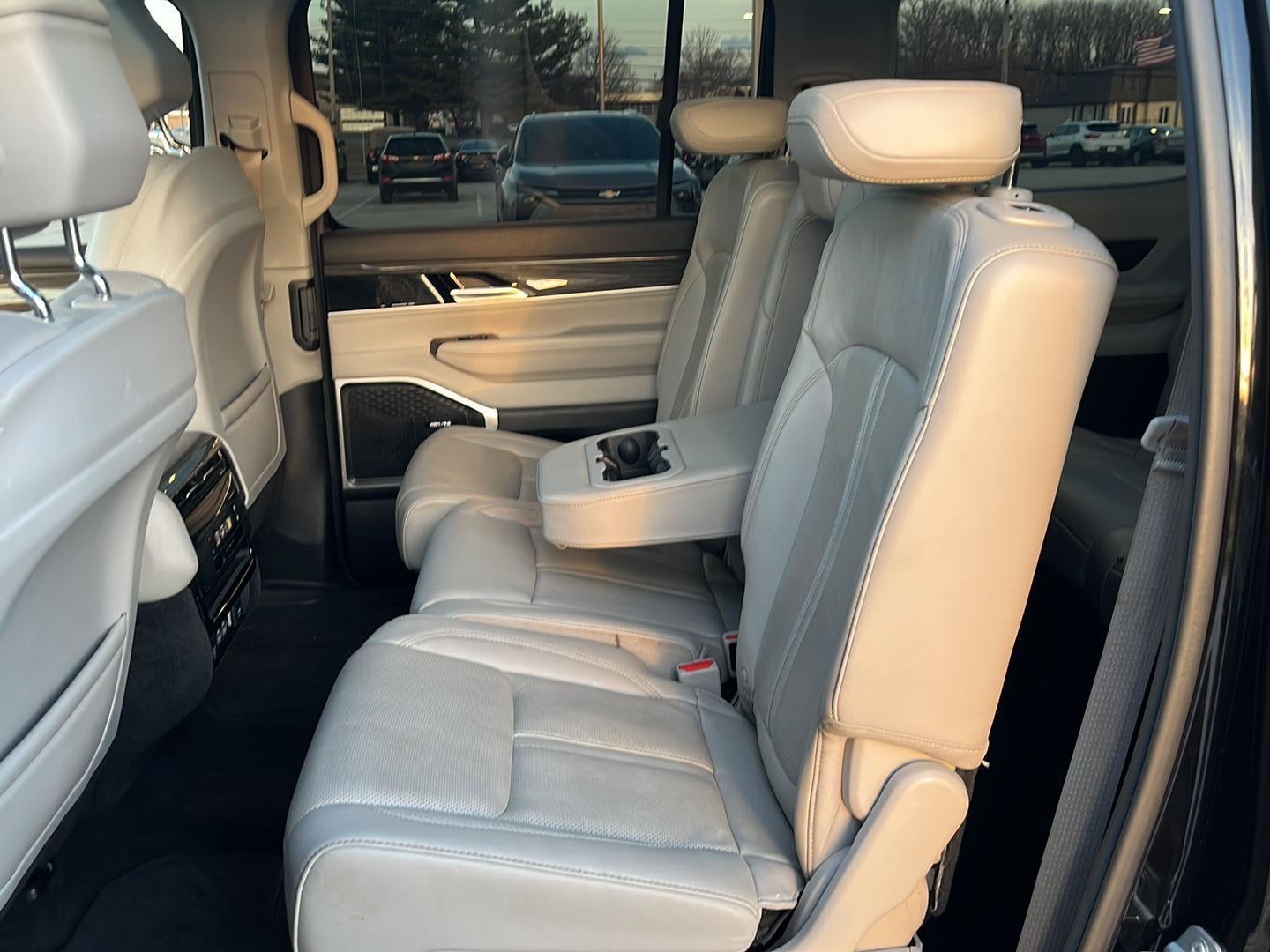 2022 Jeep Wagoneer Series II