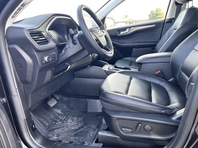 2022 Ford Escape Hybrid Titanium