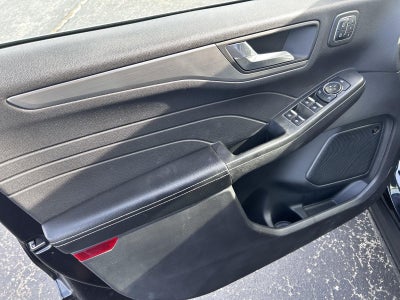 2021 Ford Escape Hybrid Titanium