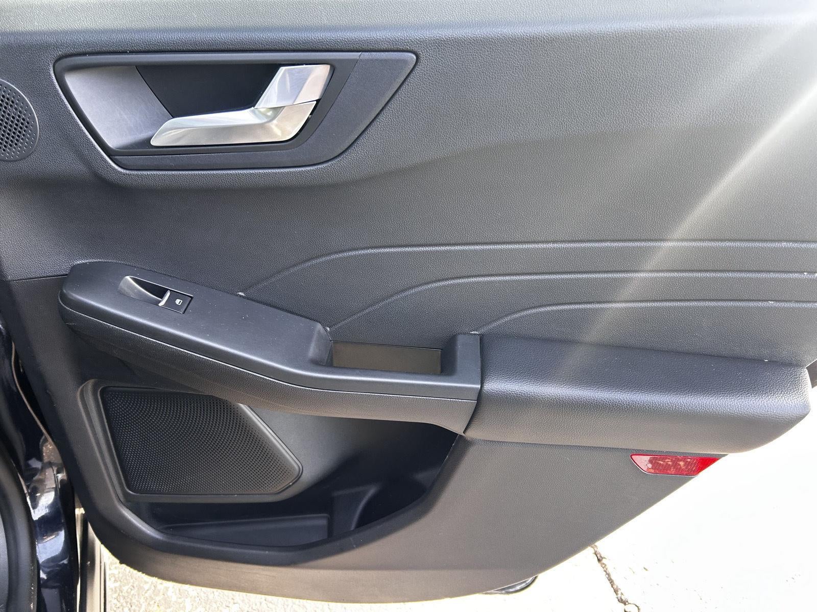 2021 Ford Escape Hybrid Titanium