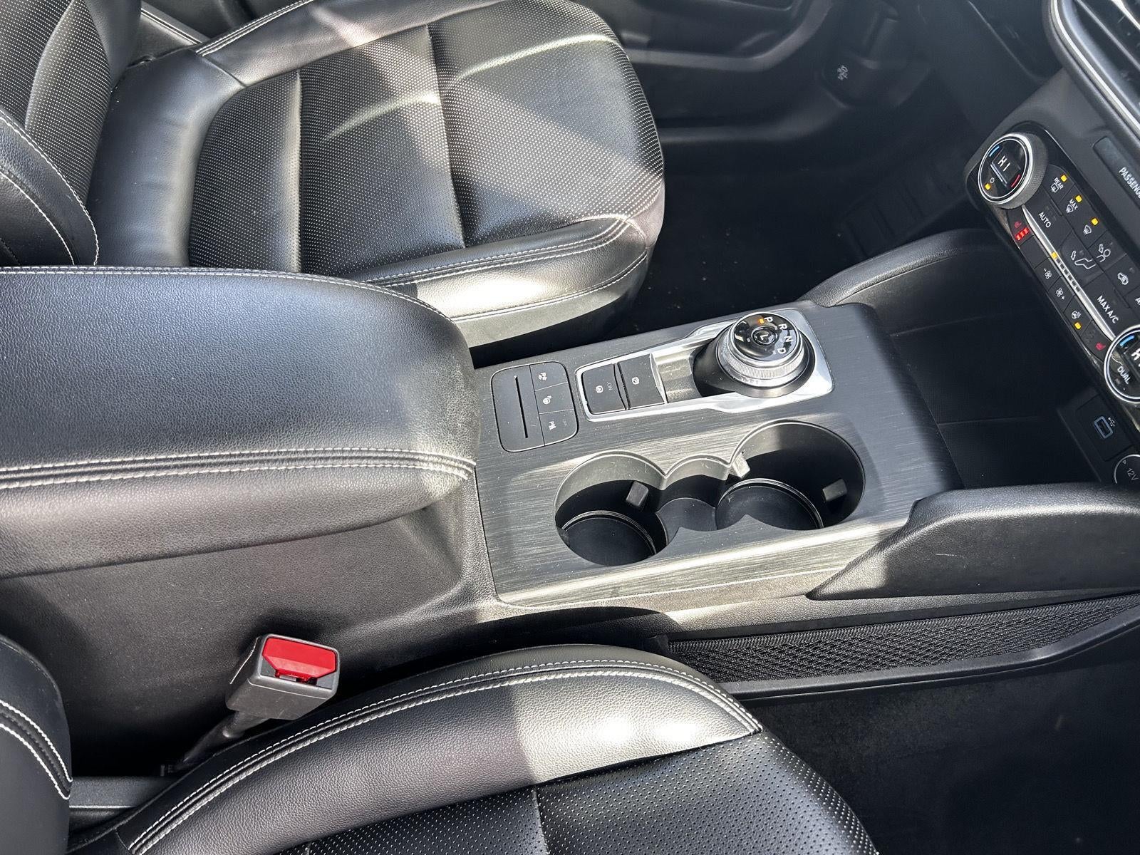 2021 Ford Escape Hybrid Titanium