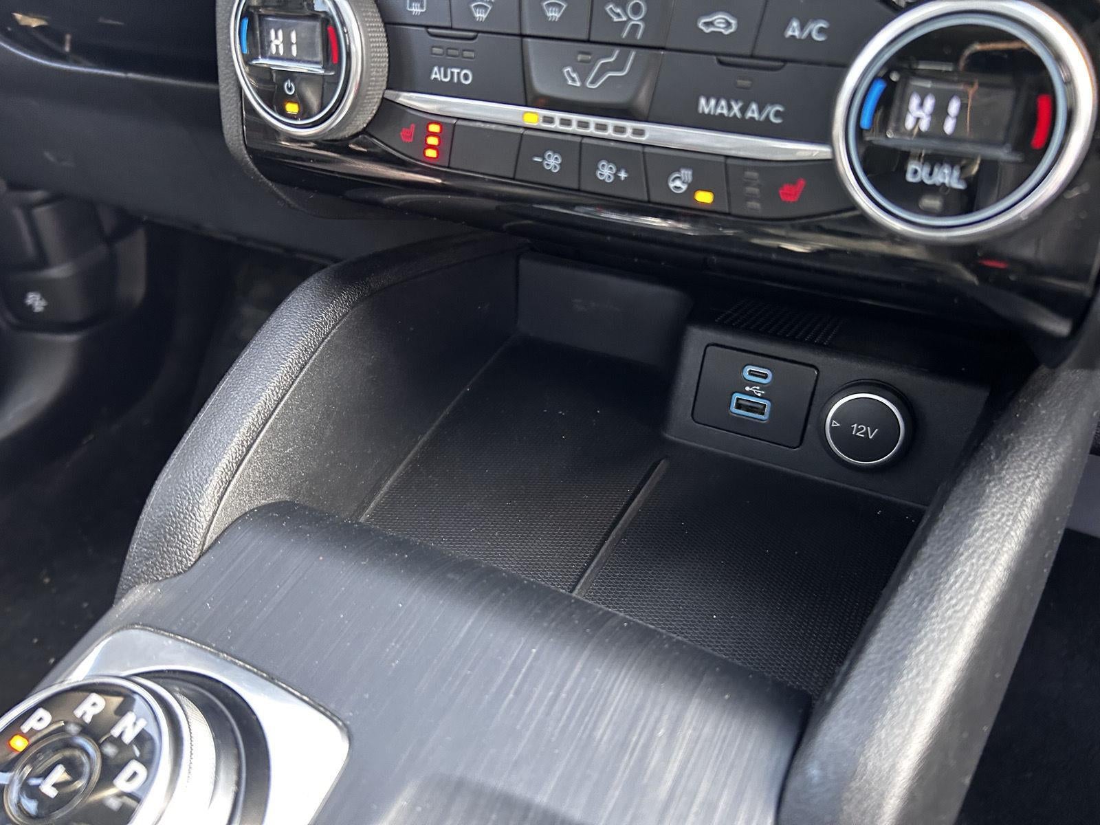 2021 Ford Escape Hybrid Titanium