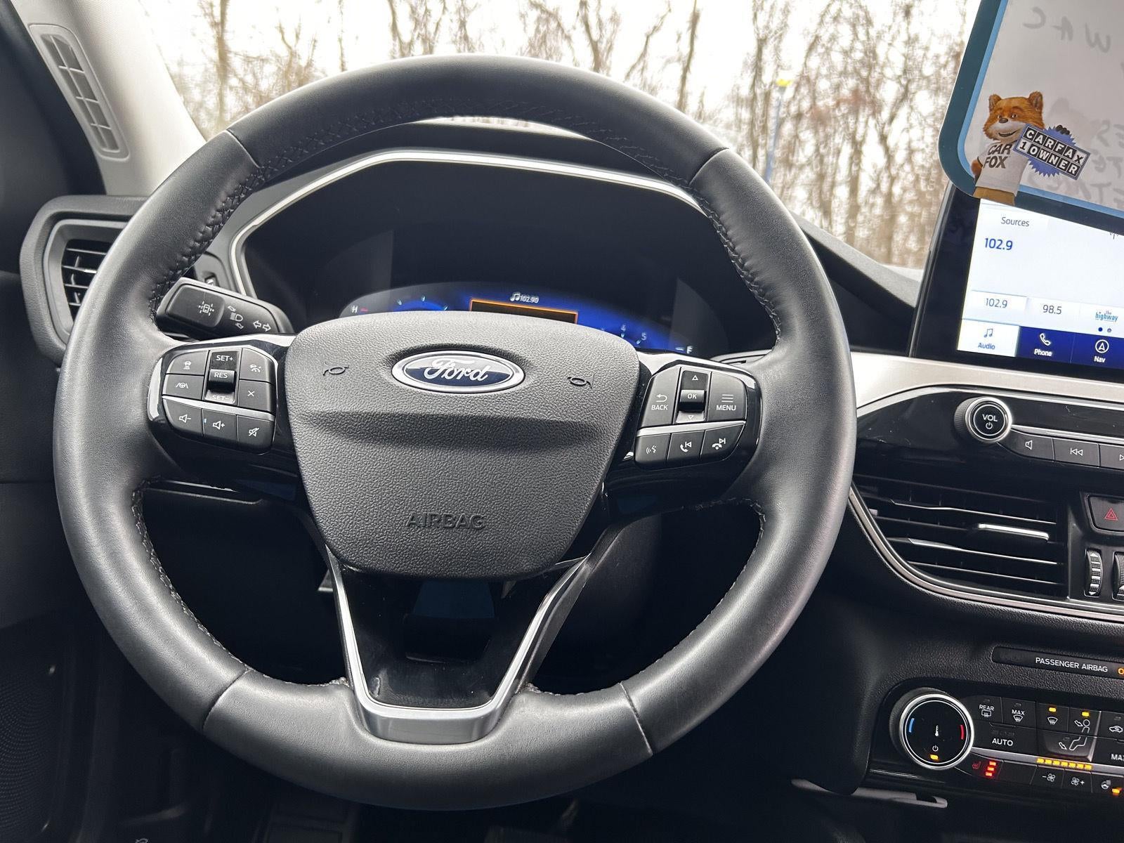 2022 Ford Escape SEL