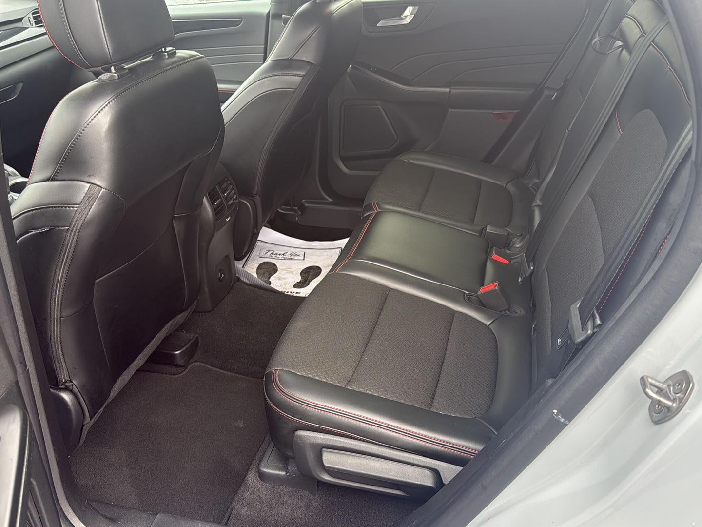 2025 Ford Escape ST-Line Select