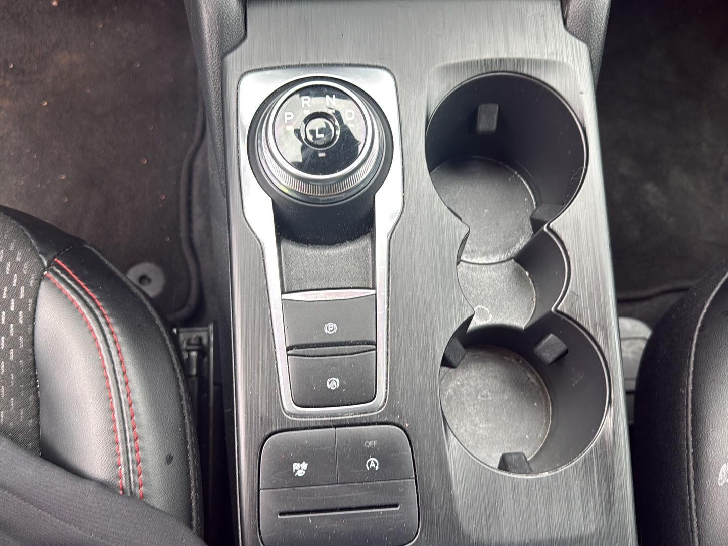 2025 Ford Escape ST-Line Select