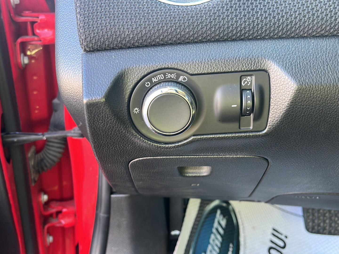 2016 Chevrolet CRUZE LIMITED SEDAN