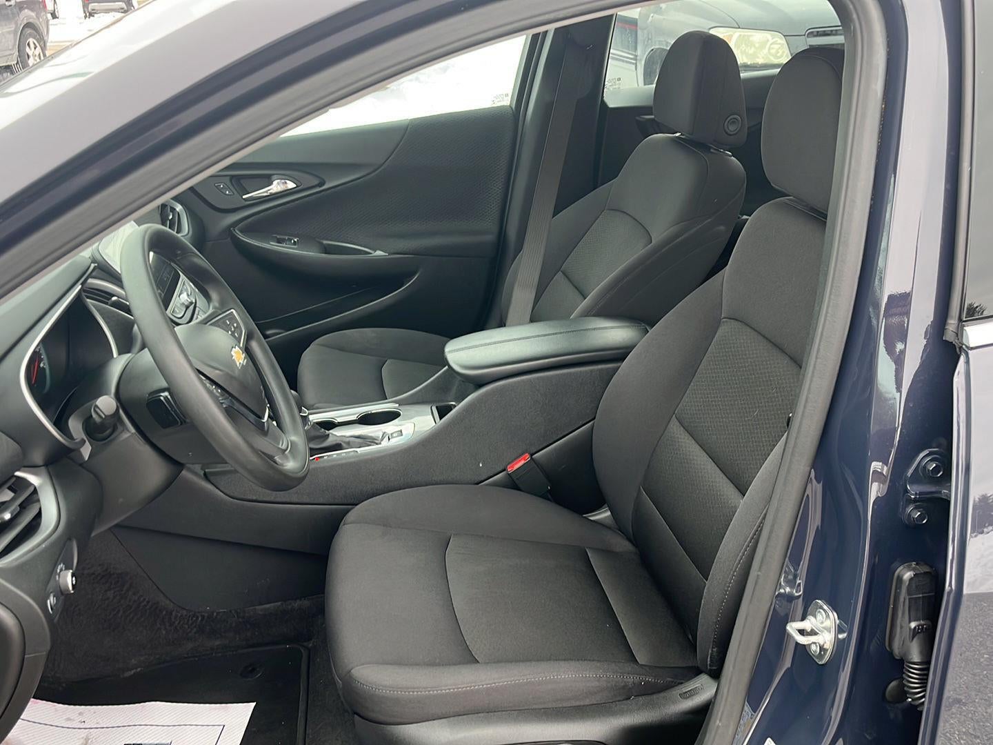 2025 Chevrolet Malibu LT