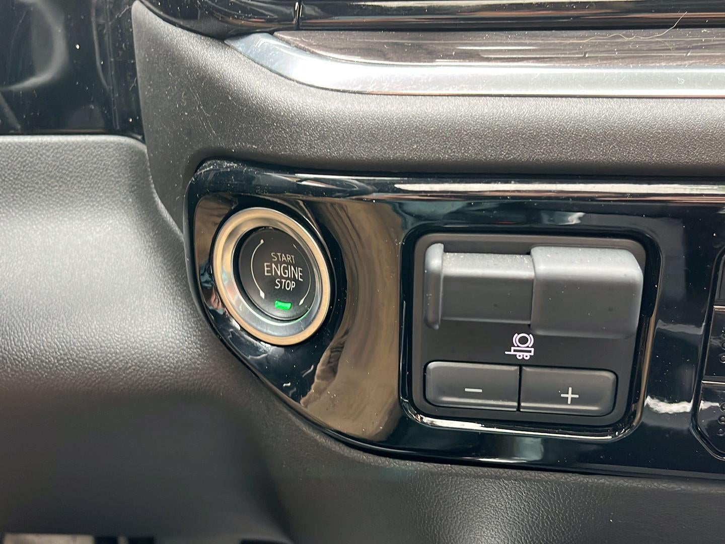 2025 Chevrolet Silverado 3500HD LTZ