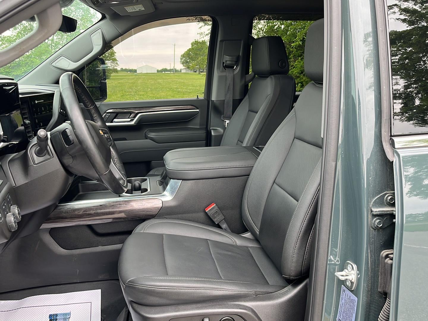 2025 Chevrolet Silverado 3500HD LTZ