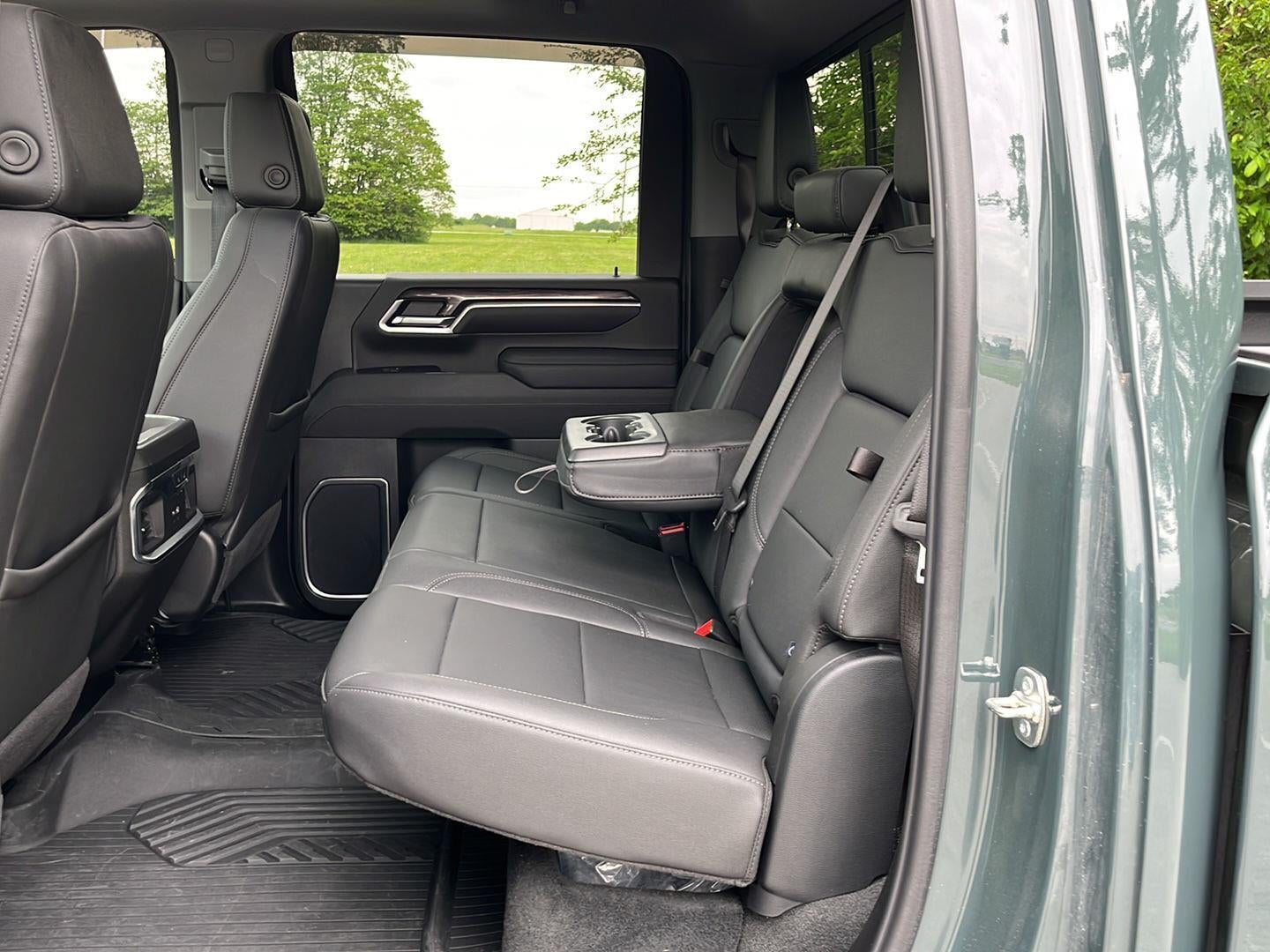 2025 Chevrolet Silverado 3500HD LTZ