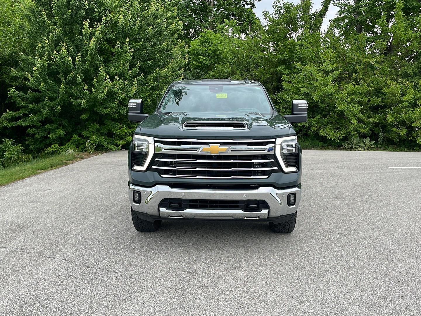 2025 Chevrolet Silverado 3500HD LTZ