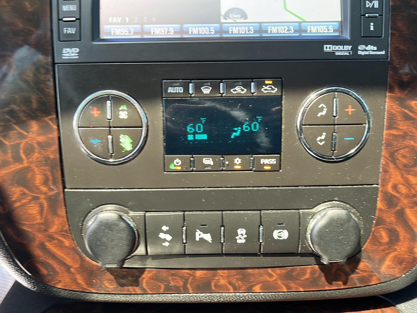 2014 GMC Sierra 3500HD SRW Denali