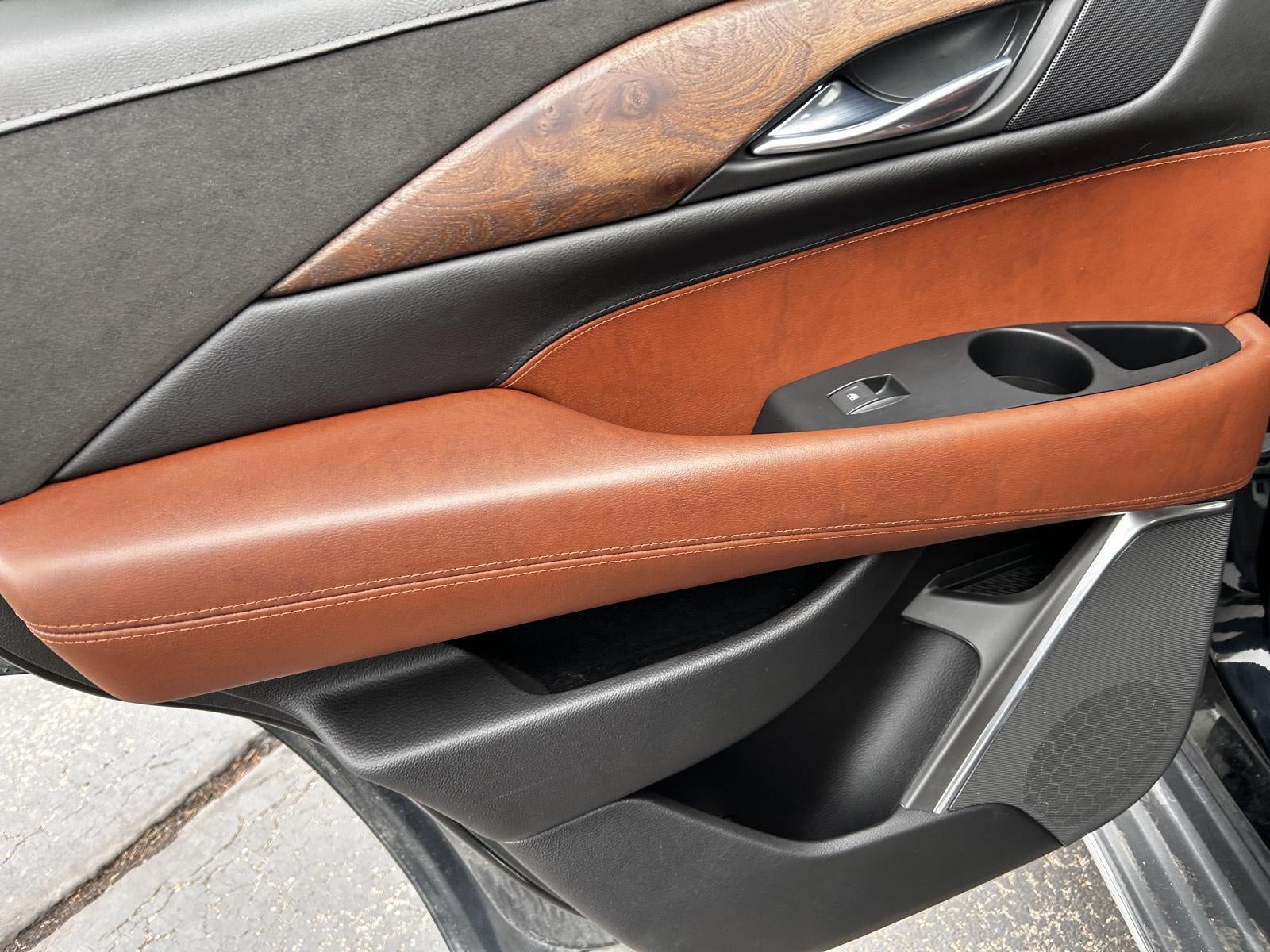 2017 Cadillac Escalade Luxury