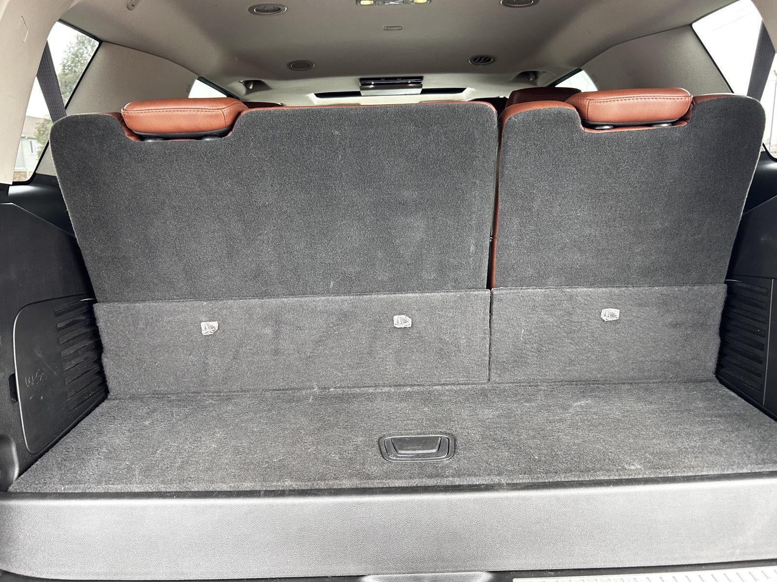 2017 Cadillac Escalade Luxury