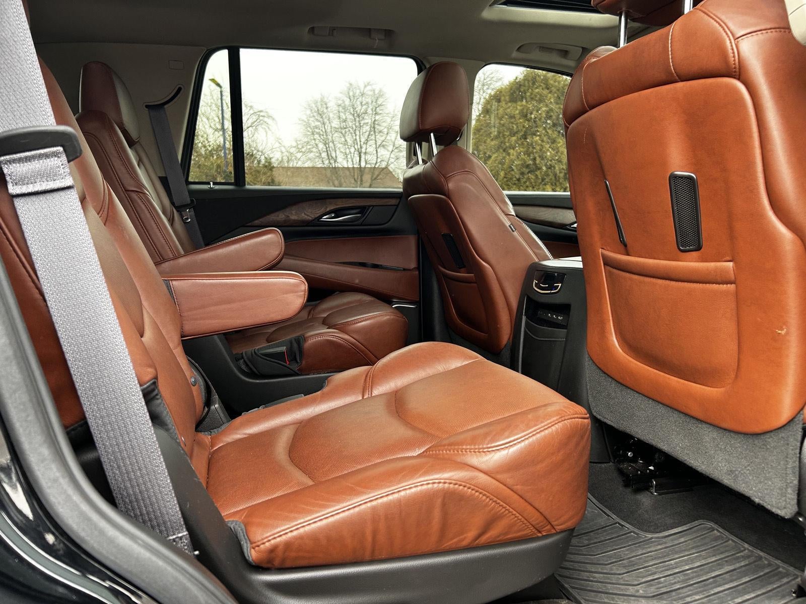 2017 Cadillac Escalade Luxury