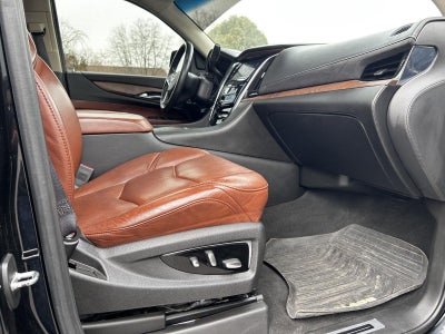 2017 Cadillac Escalade Luxury