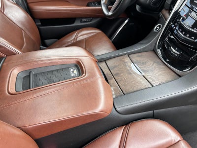 2017 Cadillac Escalade Luxury