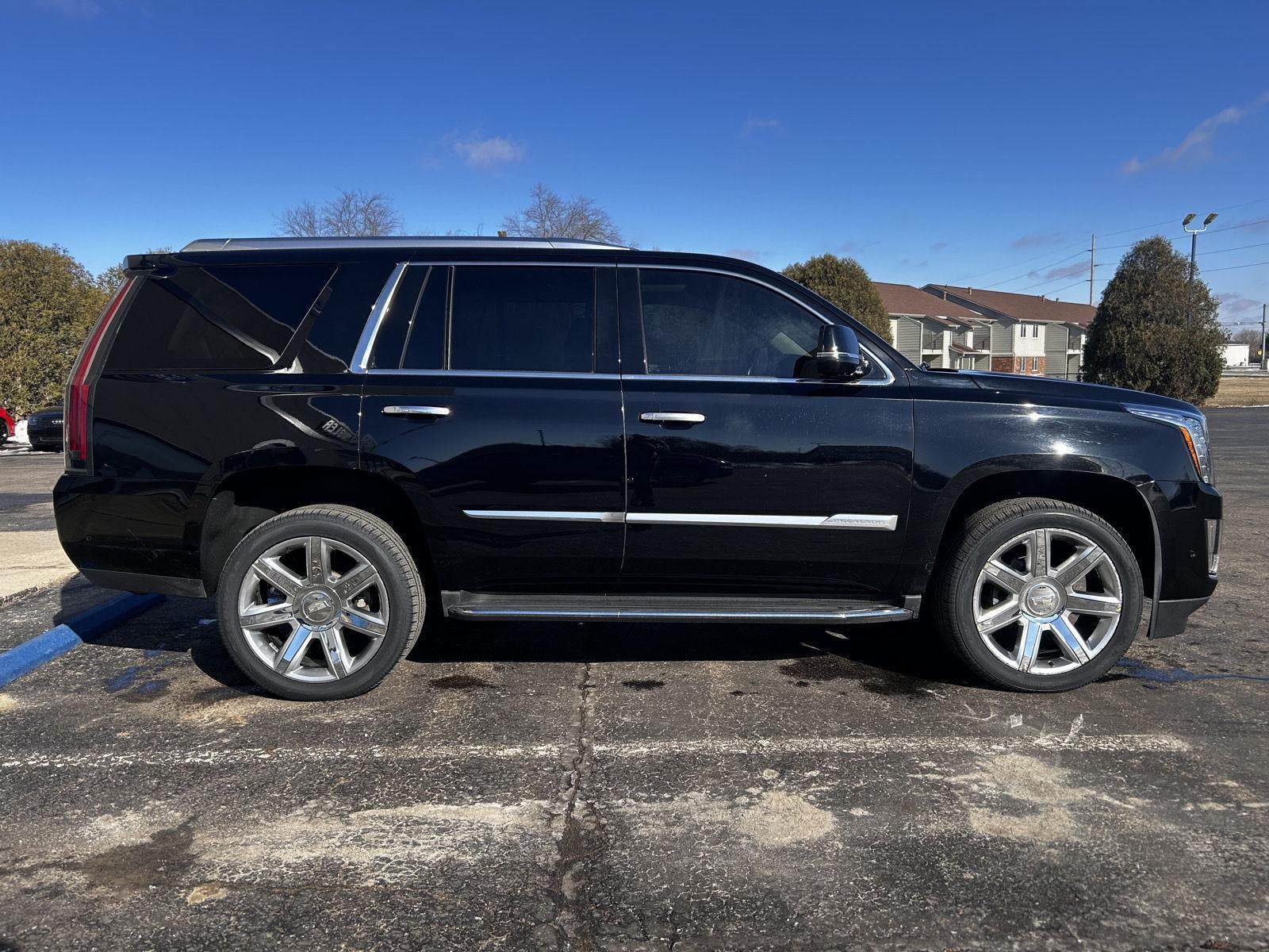 2017 Cadillac Escalade Luxury