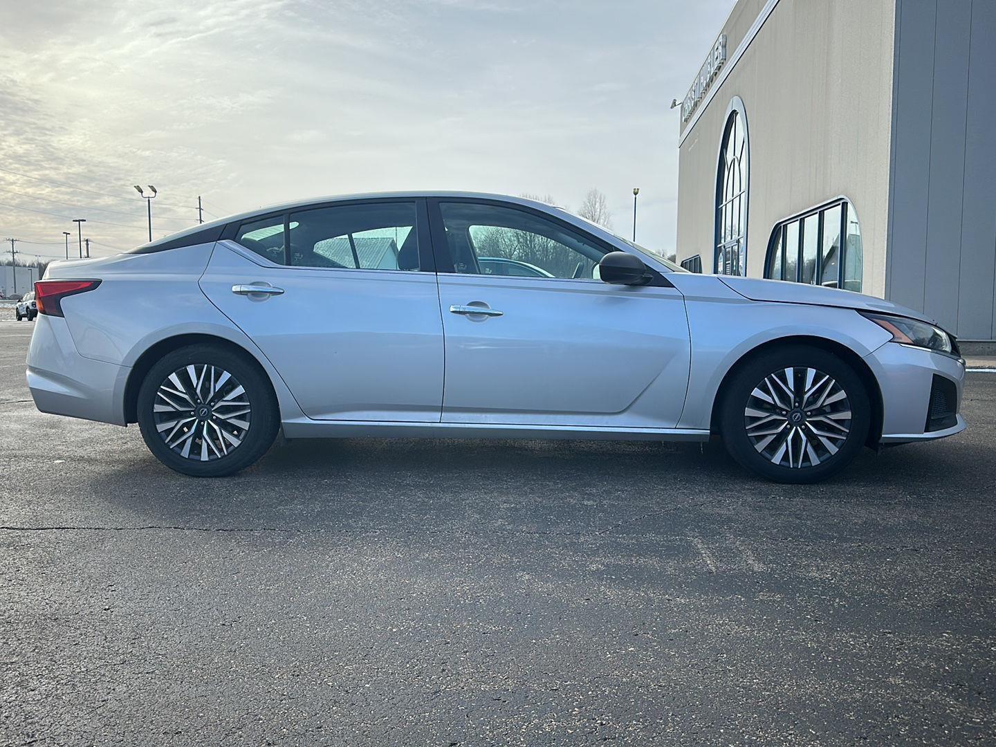 2024 Nissan Altima 2.5 SV