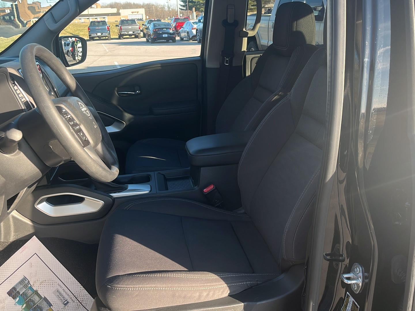 2024 Nissan Frontier SV