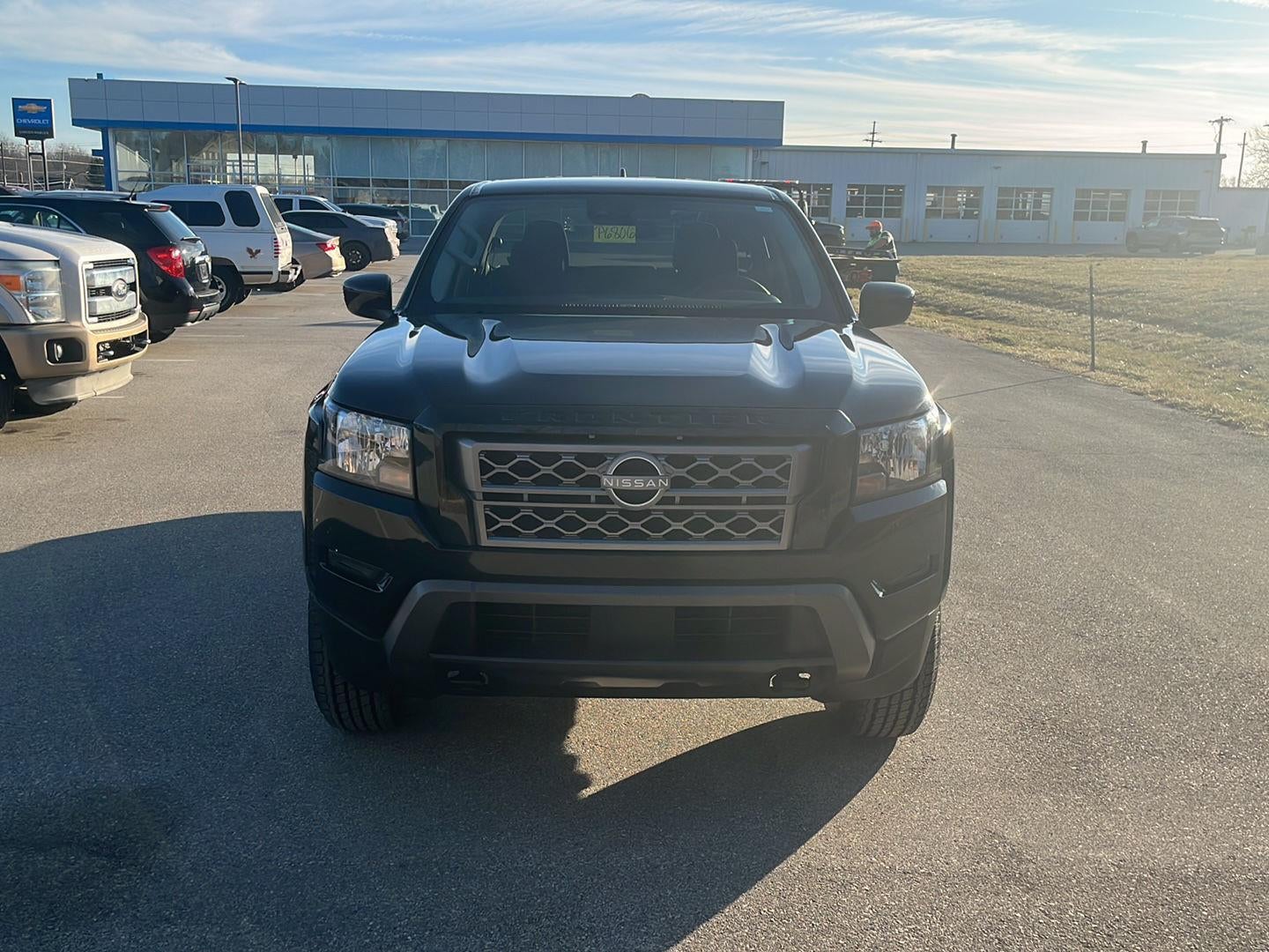 2024 Nissan Frontier SV
