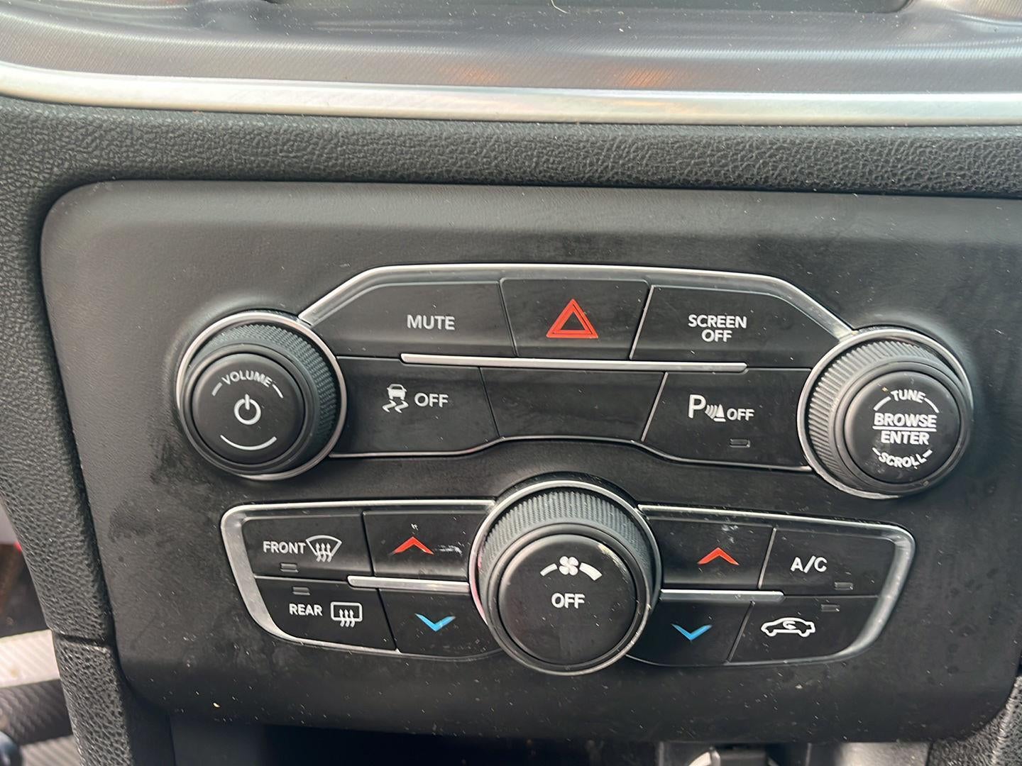 2021 Dodge Charger SXT