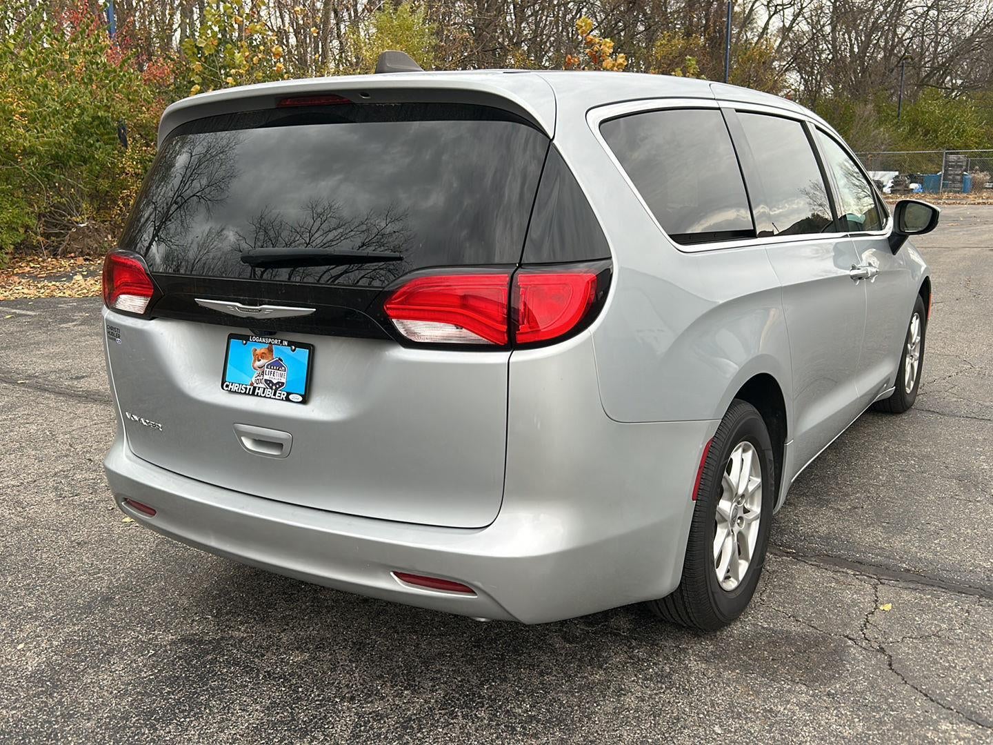 2023 Chrysler Voyager LX