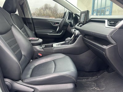 2022 Toyota RAV4 XLE Premium