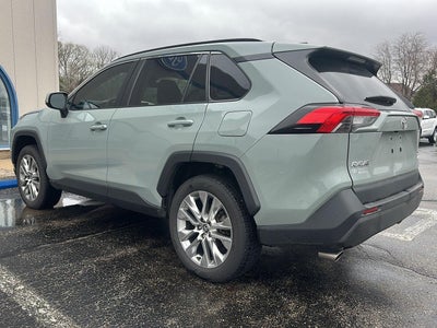 2022 Toyota RAV4 XLE Premium