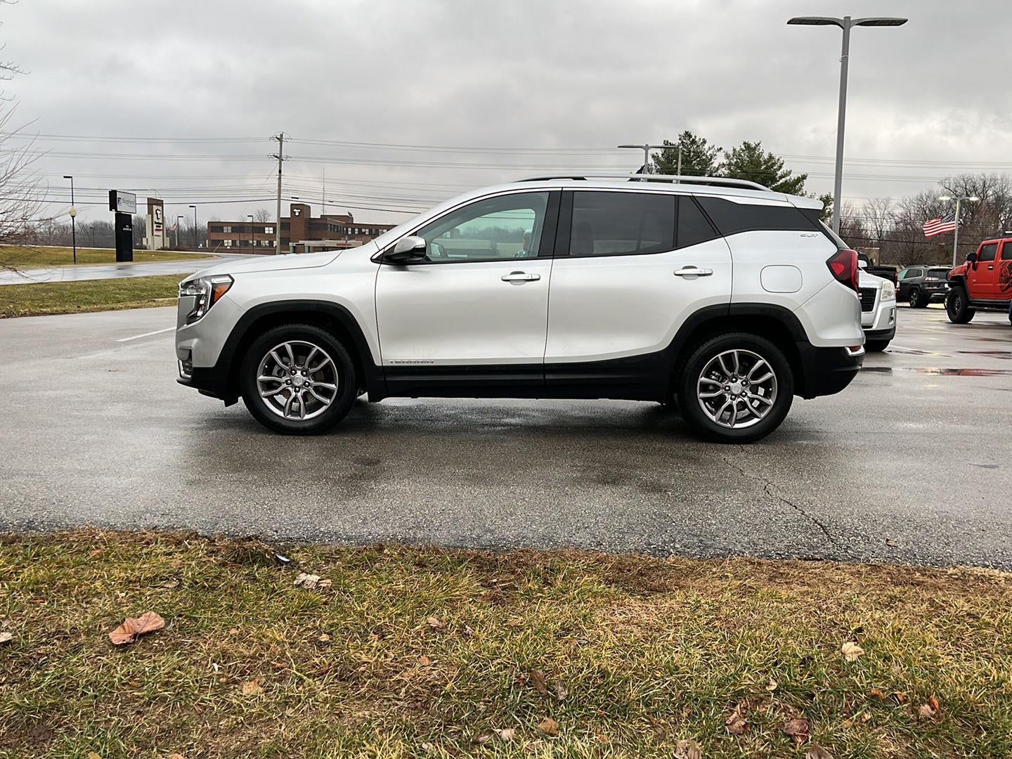 2022 GMC Terrain SLT