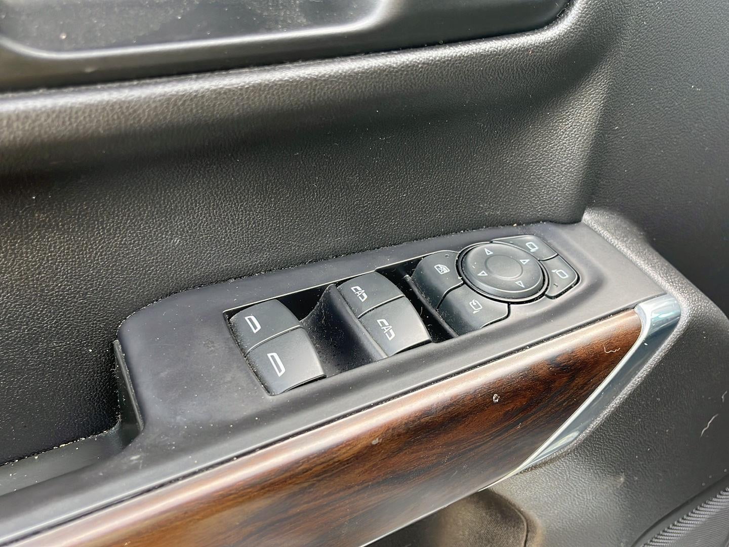 2021 GMC SIERRA 1500 4WD CREW CAB 147 SLT