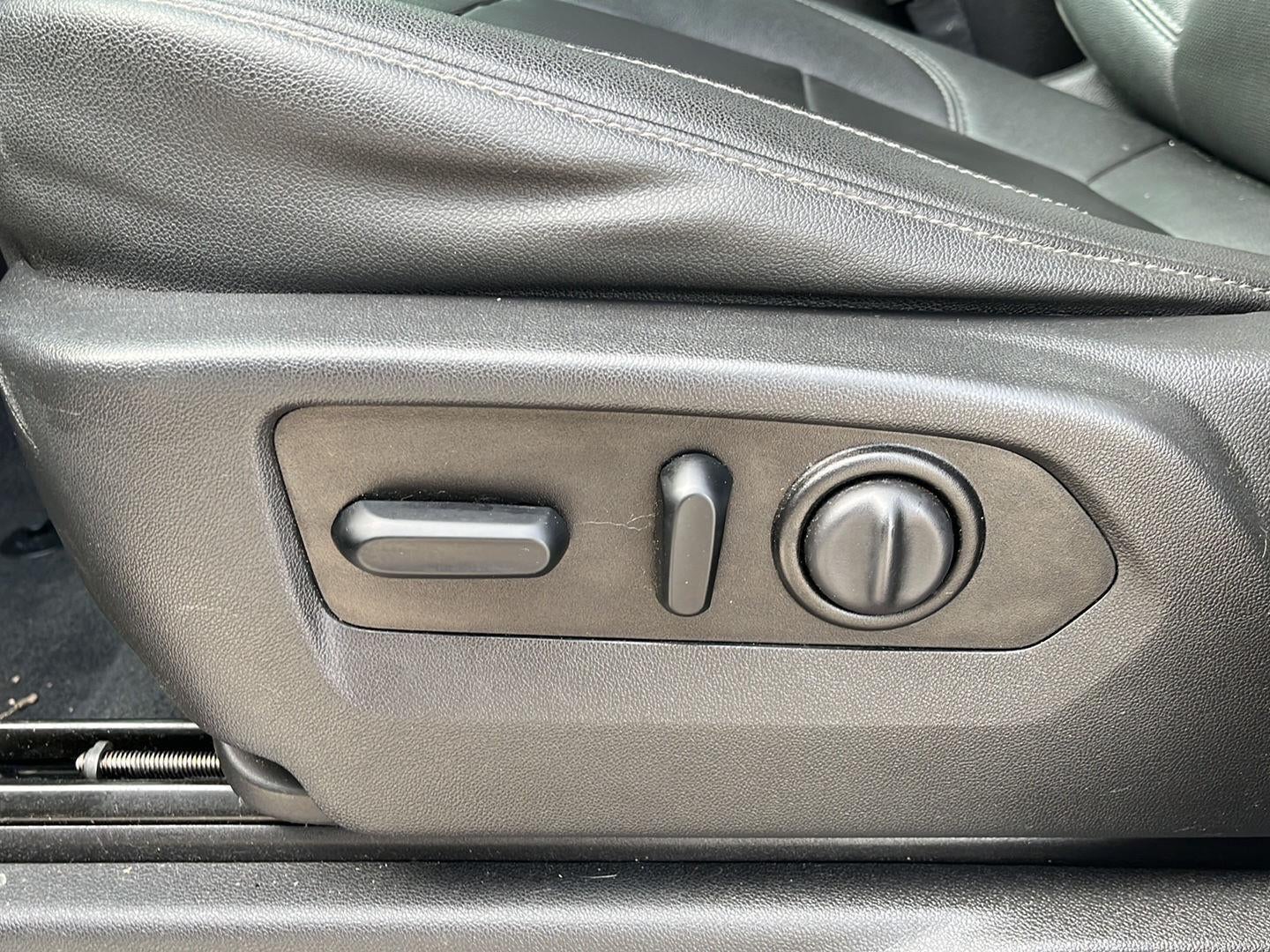 2021 GMC SIERRA 1500 4WD CREW CAB 147 SLT