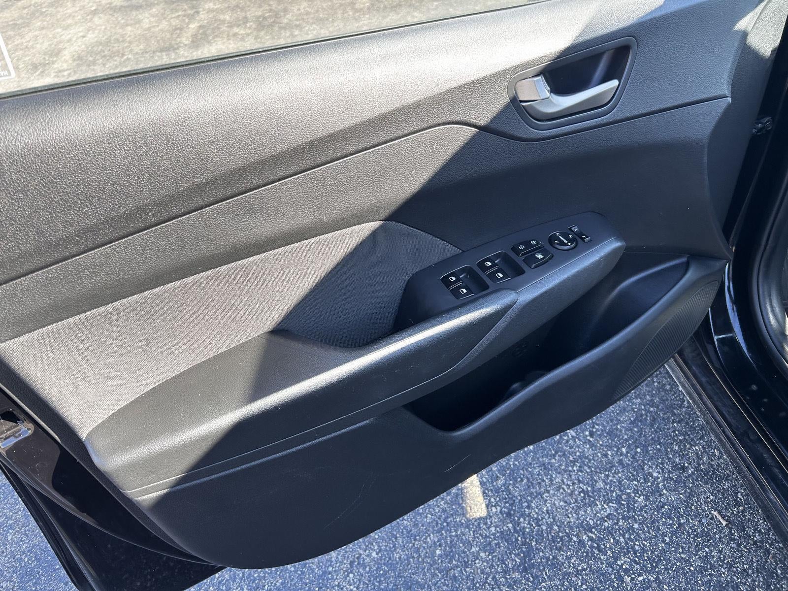 2019 Hyundai Accent SE