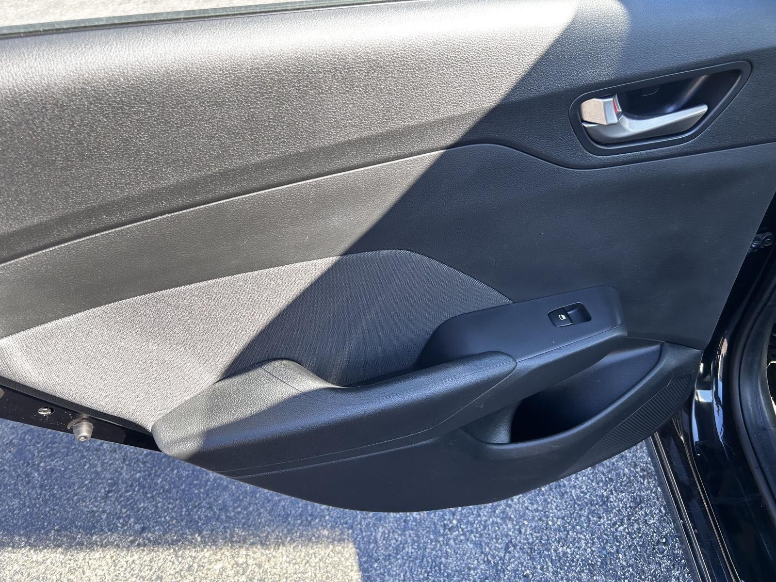 2019 Hyundai Accent SE