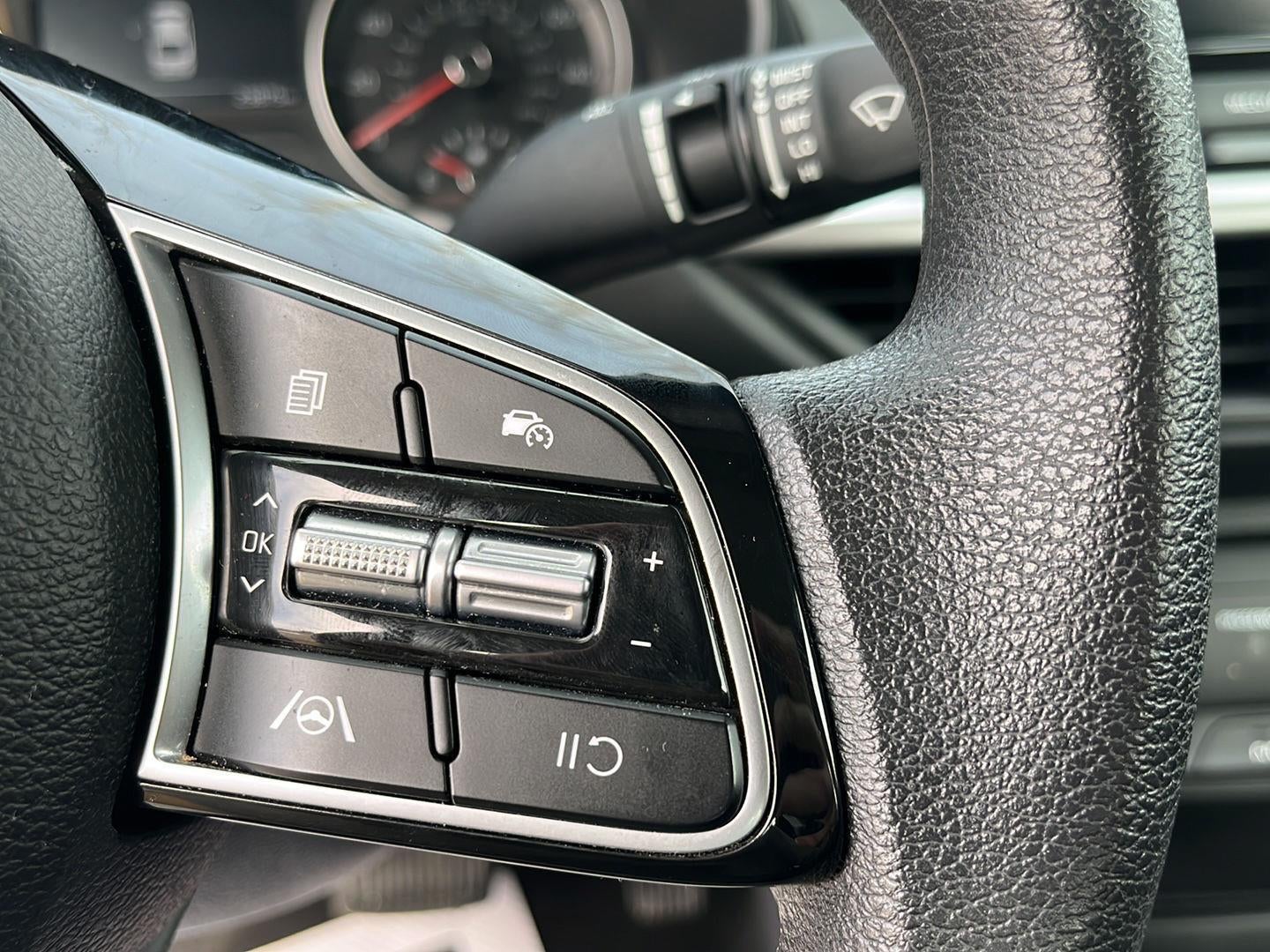 2024 Kia FORTE LXS IVT