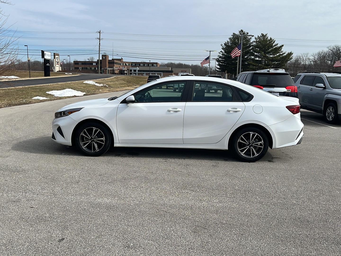 2024 Kia FORTE LXS IVT
