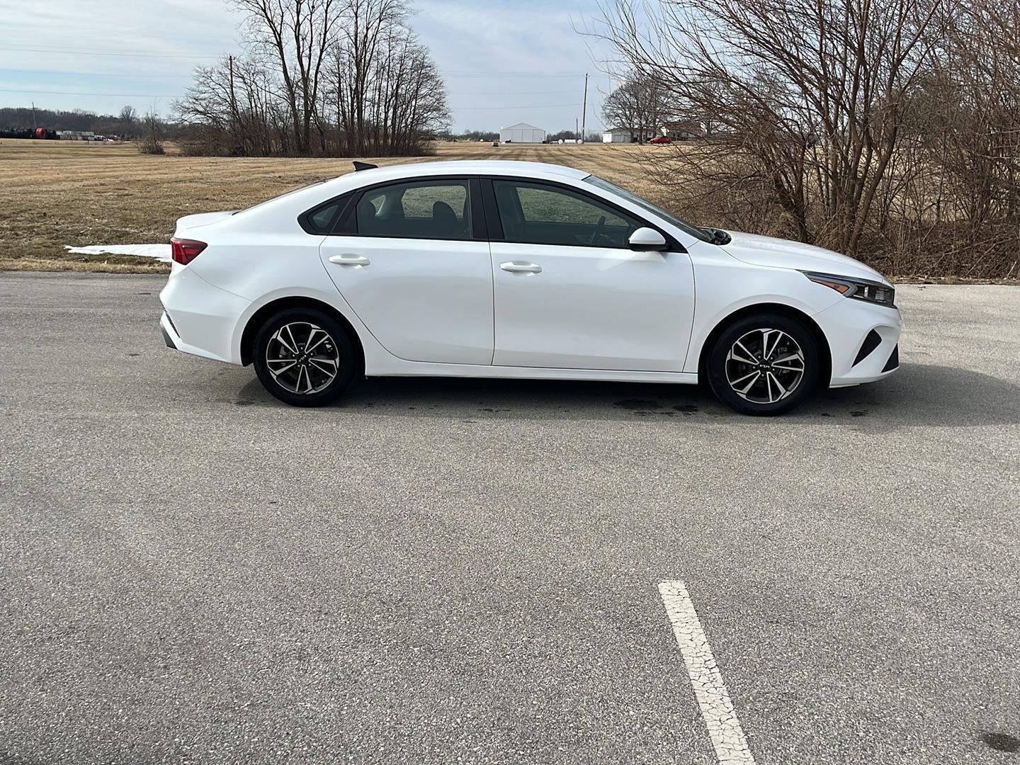 2024 Kia FORTE LXS IVT