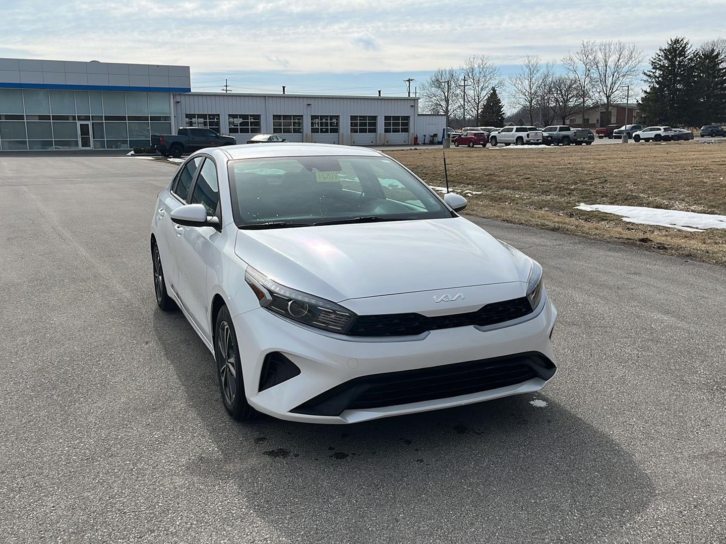 2024 Kia FORTE LXS IVT