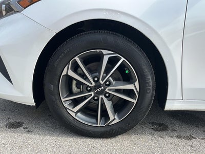 2024 Kia FORTE LXS IVT