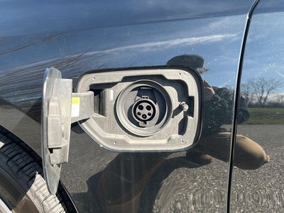 2024 BMW 3 Series 330e