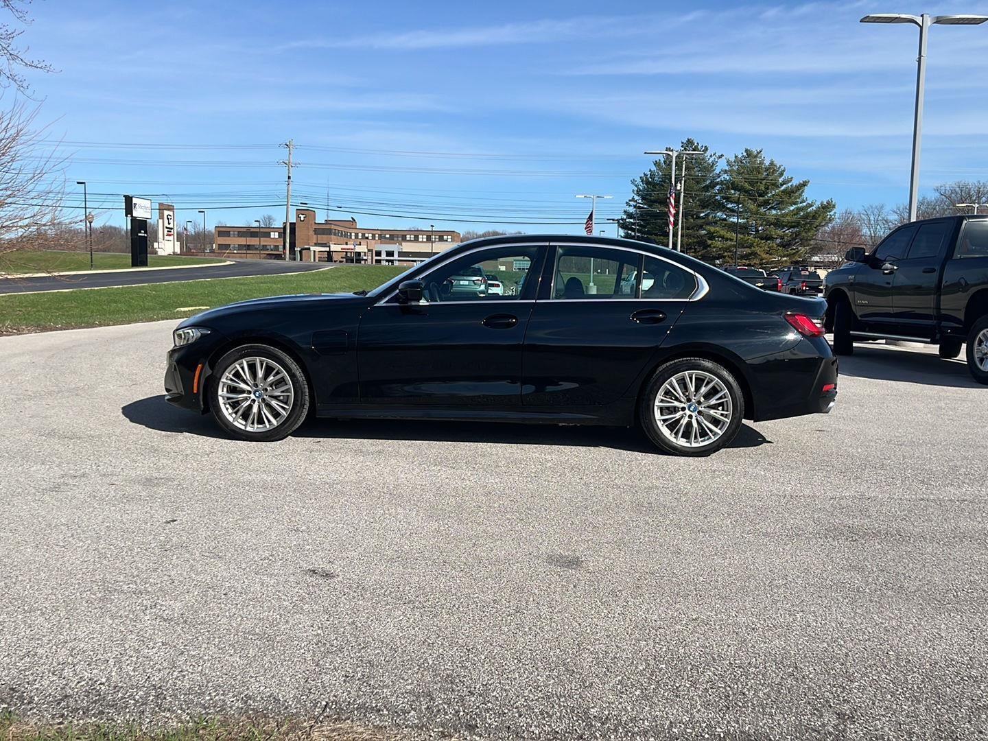 2024 BMW 3 Series 330e