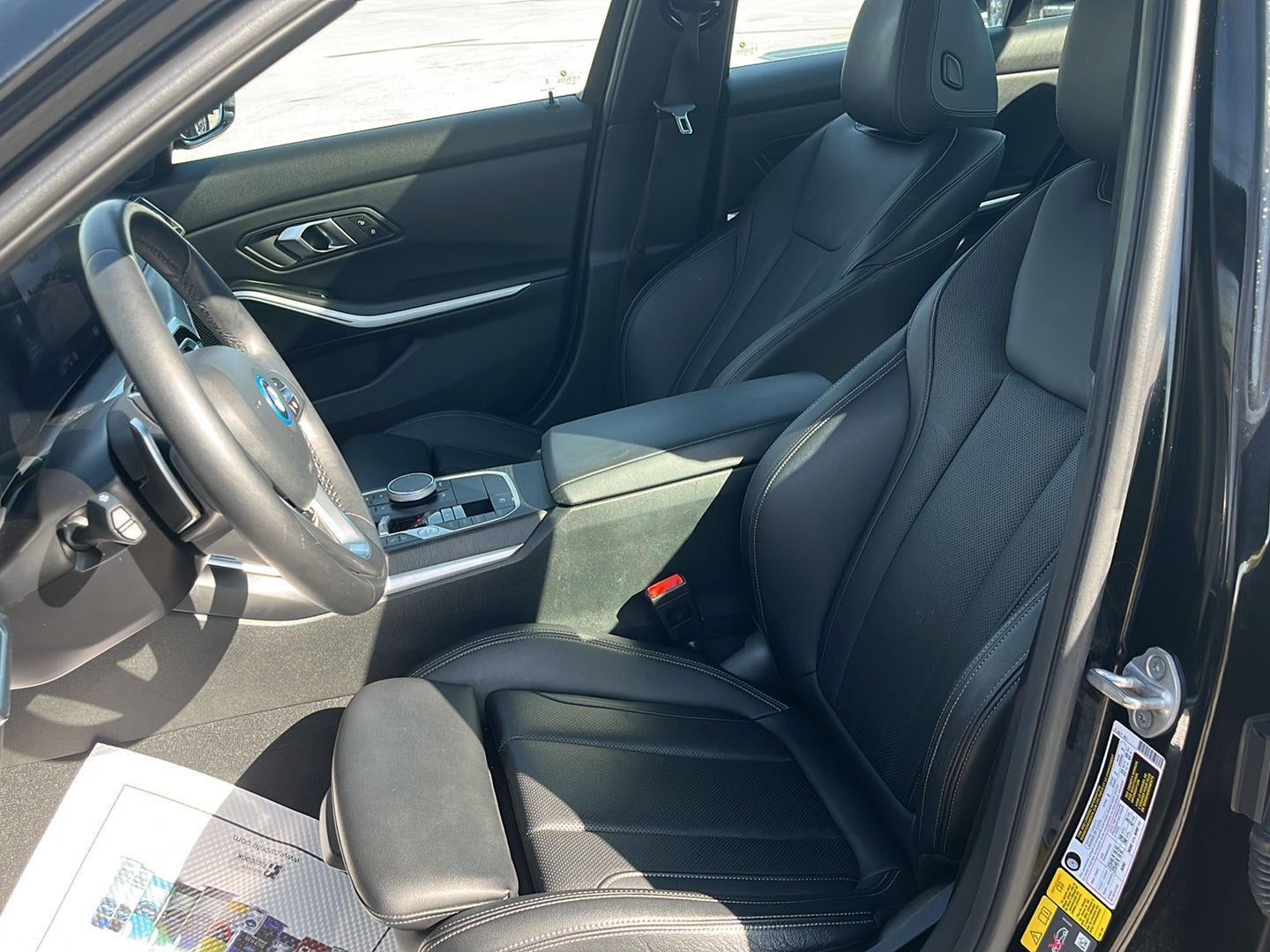 2024 BMW 3 Series 330e