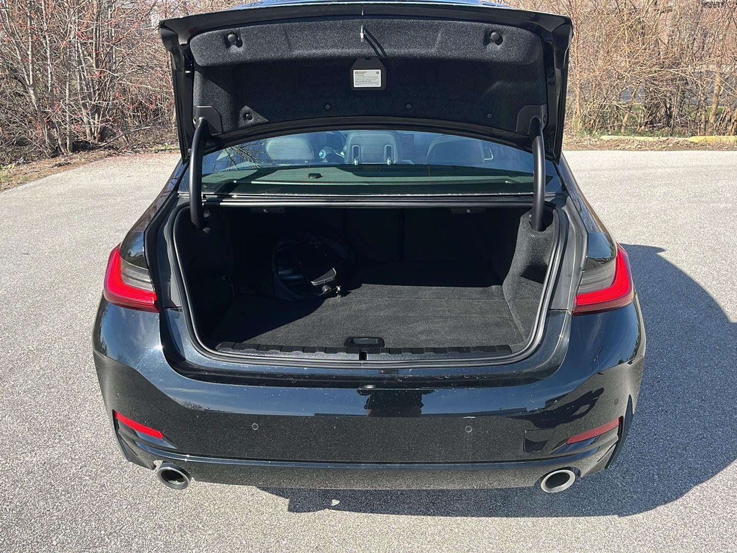 2024 BMW 3 Series 330e