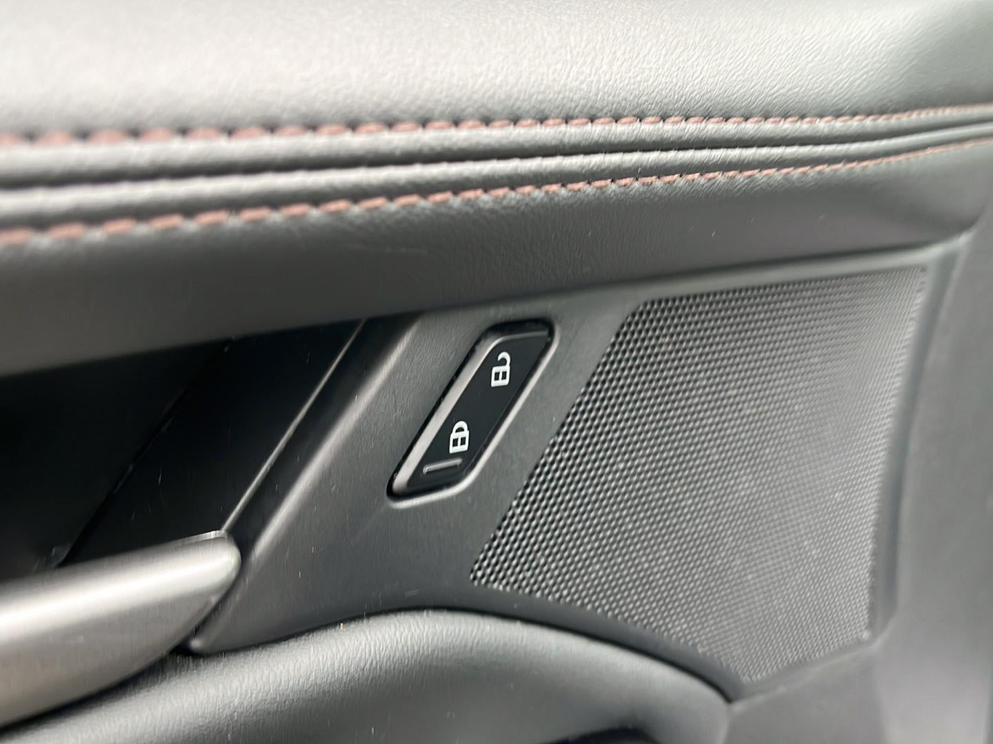 2025 Mazda Mazda3 Sedan 2.5 S Select Sport