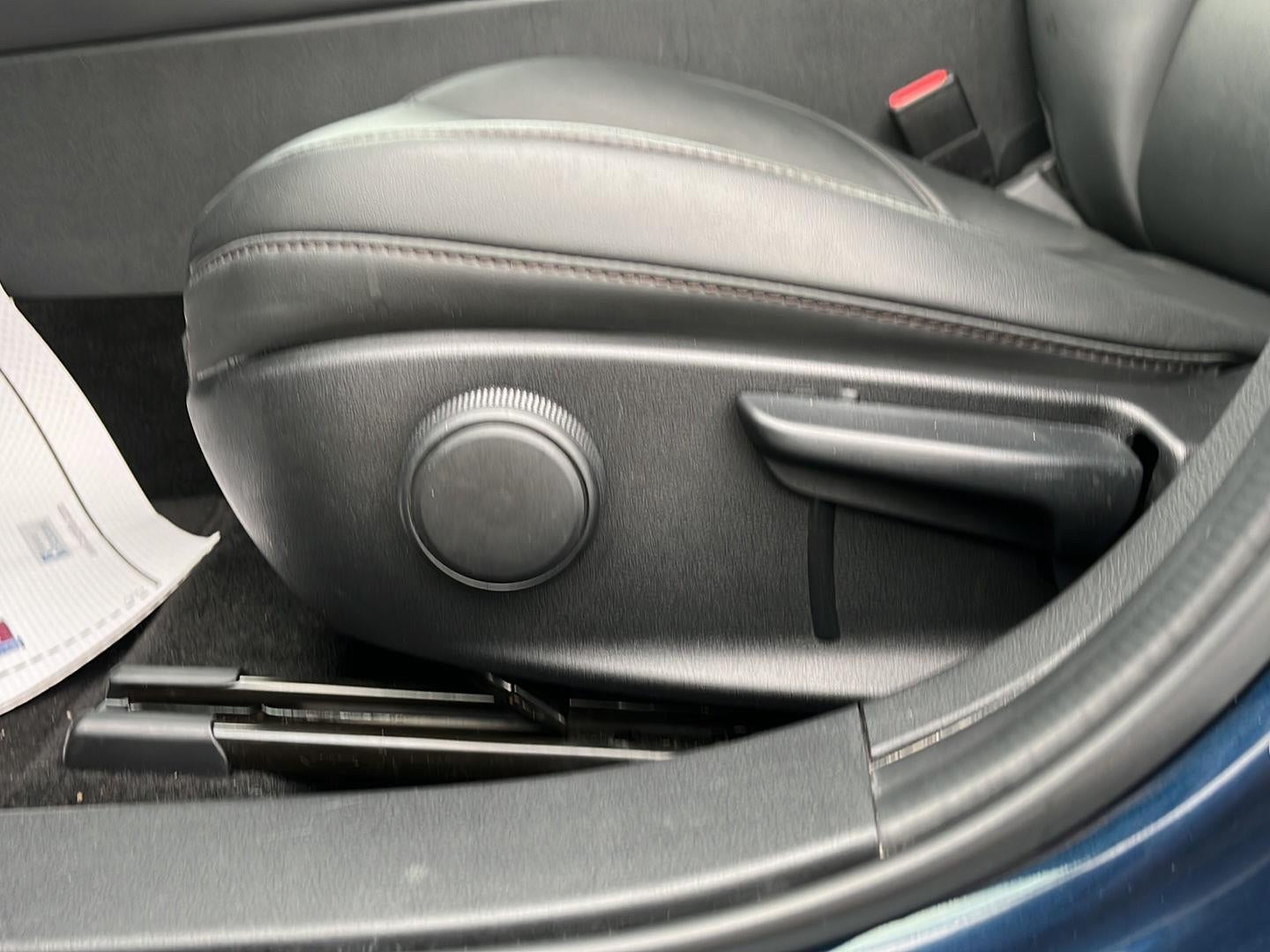 2025 Mazda Mazda3 Sedan 2.5 S Select Sport