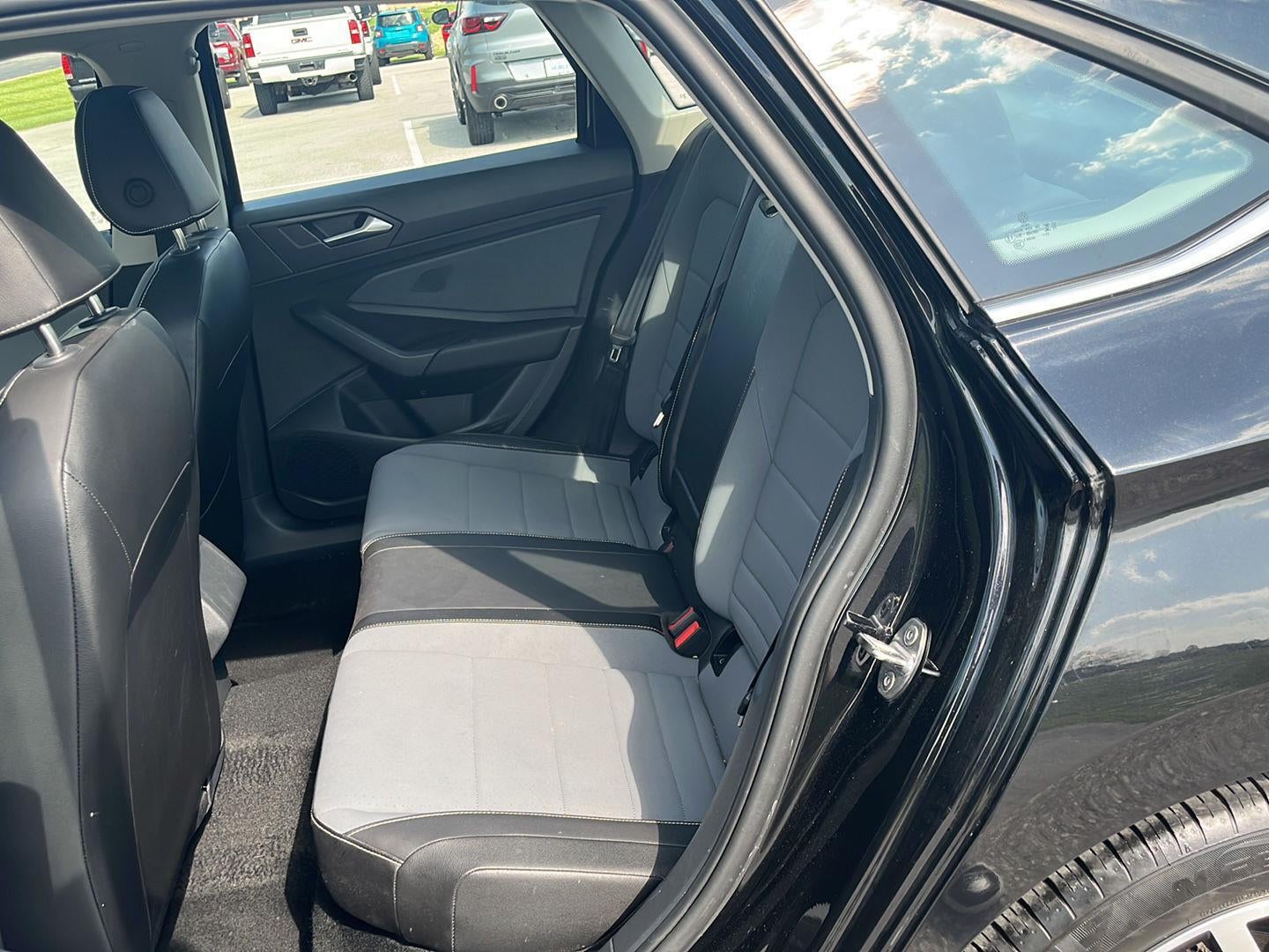 2025 Volkswagen Jetta SE